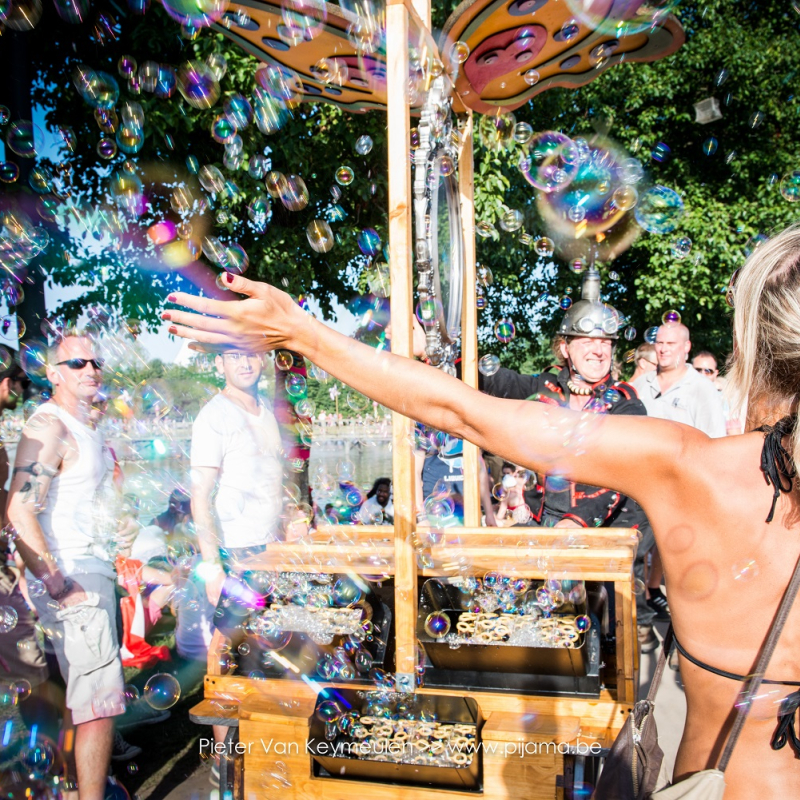 Geflambeerd or be bubbled