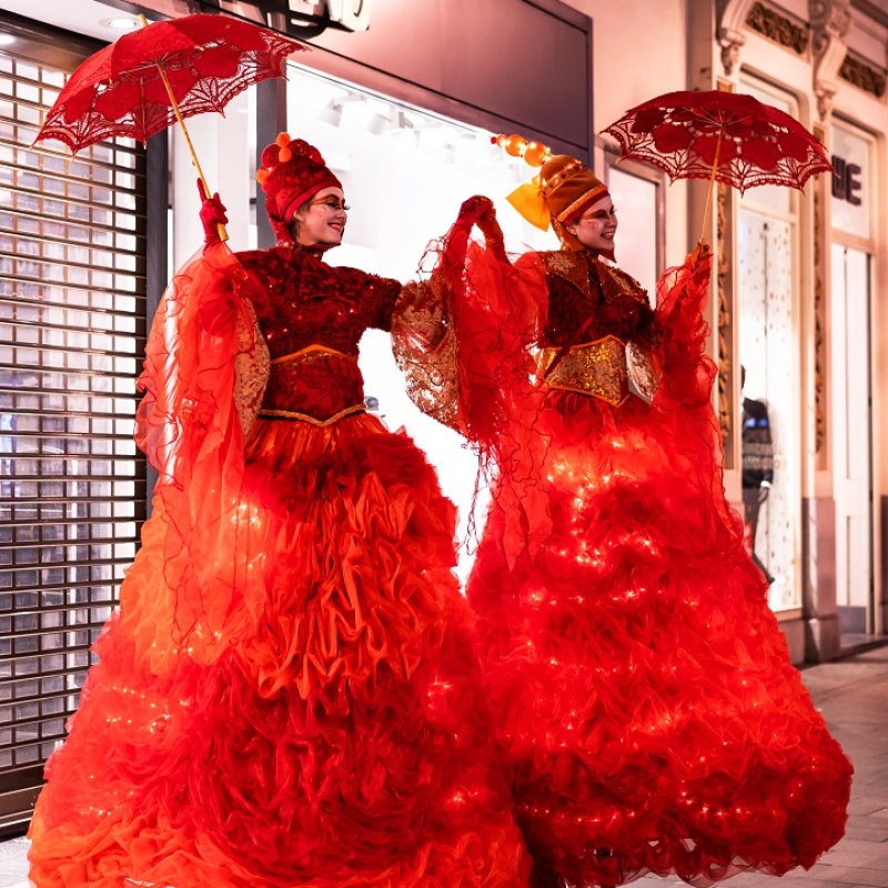 Steltenact Lava Queens