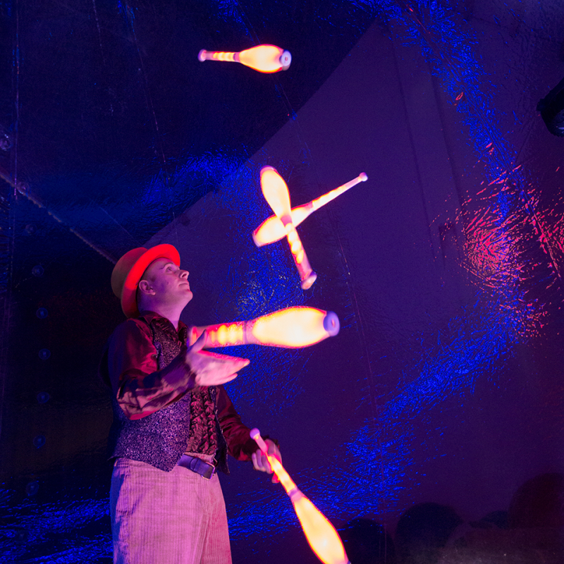 Snowglobecircus